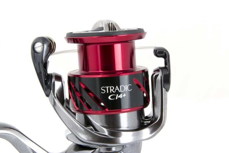 Катушка Shimano Stradic CI4+ 2500FB 