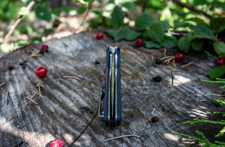 Ніж Ruike Fang P105-Q (синій)