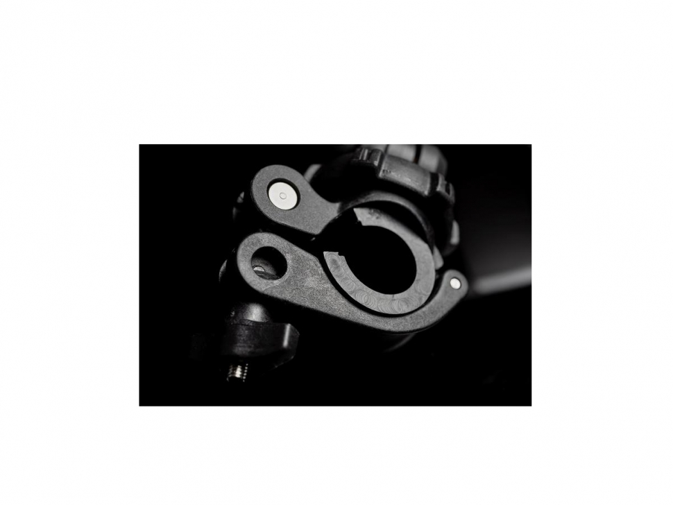 Крепление Ridge Mankey Multi Clamp (for use with Multi Lite Plus, Bivvy Lites etc)