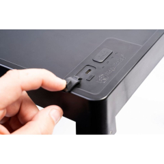 Стол с павербанком Ridge Monkey Vault Tech Table includes 1x battery and dock