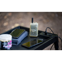 Стол с павербанком Ridge Monkey Vault Tech Table includes 1x battery and dock