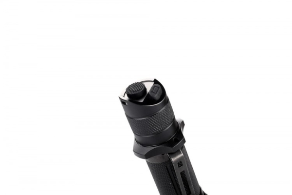 Тактичний ліхтар Fenix TK16 Cree XM-L 2 U2