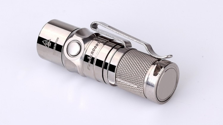 Фонарь Fenix RC09 Cree XP-L HI LED