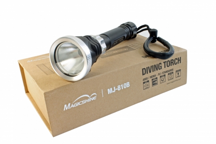 Фонарь для дайвинга MagicShine MJ-810B CREE XM-L  (с фильтрами) new