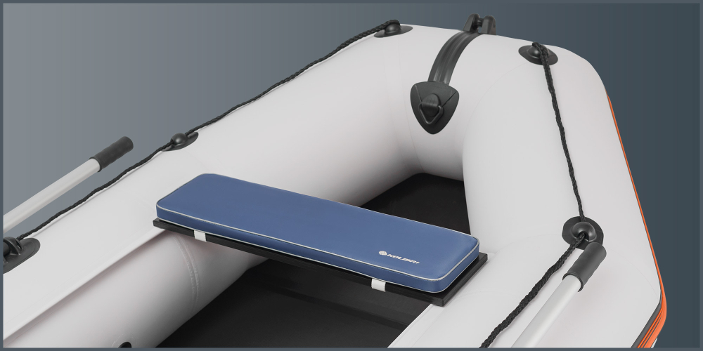 Мягкое сиденье для лодки Kolibri 83х20см (КМ-300 - KM-360DSL)