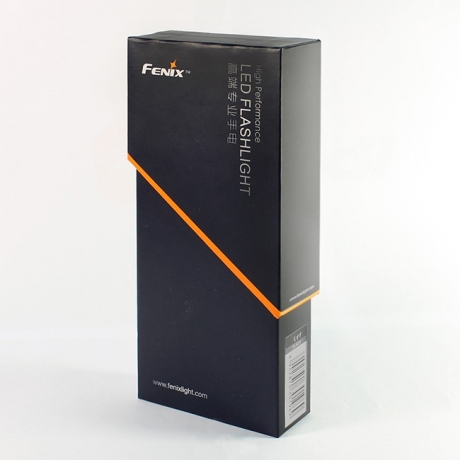 Фонарь Fenix E11 черный в подарочной упаковке