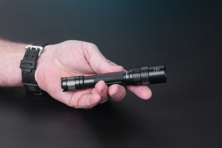 Фонарь Fenix FD20 Cree XP-G2 S3